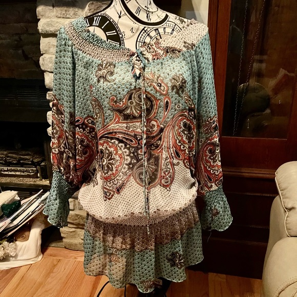 CUTE summer blouse, sz lg , over shoulders, sheer - Picture 1 of 5